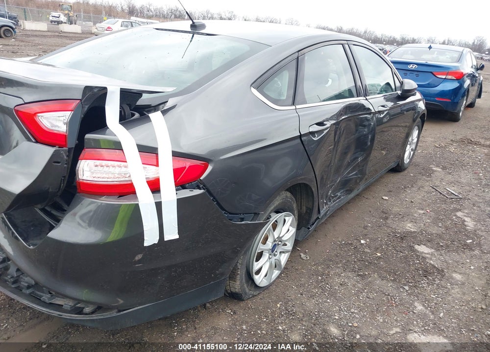 2016 FORD FUSION VIN: 3FA6P0G77GR184796