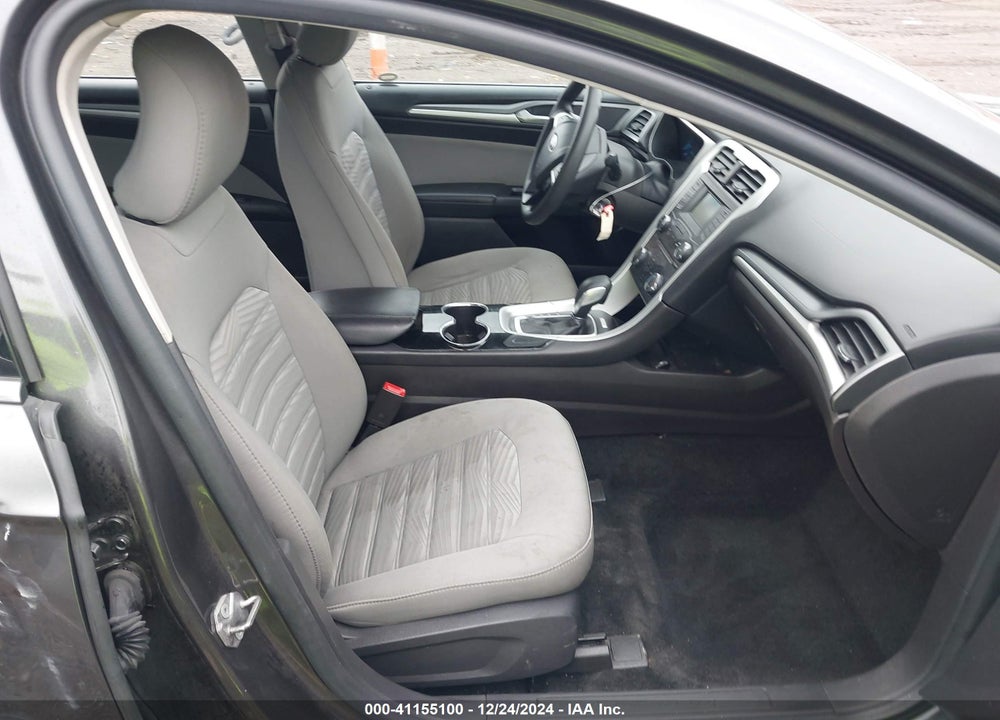 2016 FORD FUSION VIN: 3FA6P0G77GR184796