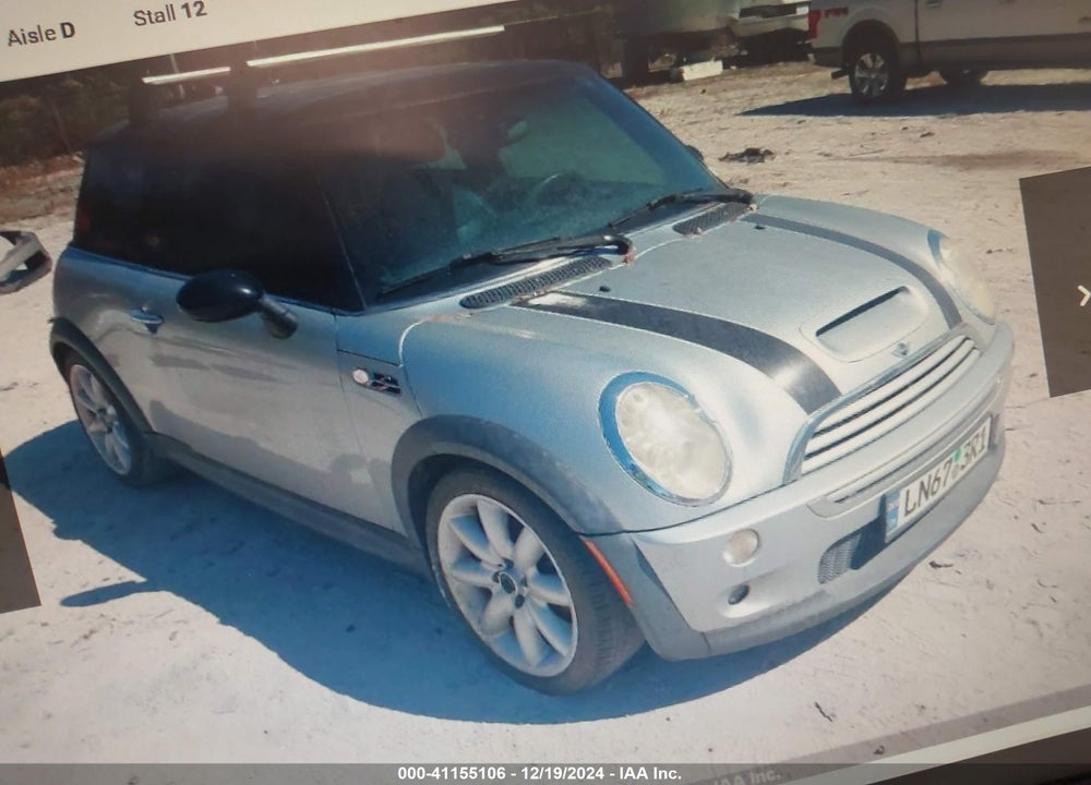 2005 MINI COOPER S VIN: WMWRE33415TD96468