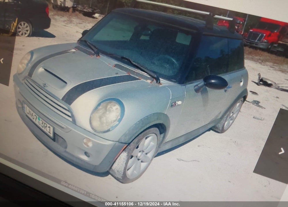 2005 MINI COOPER S VIN: WMWRE33415TD96468