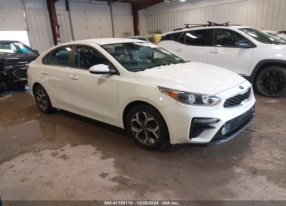 2020 KIA FORTE LXS VIN: 3KPF24AD8LE221032