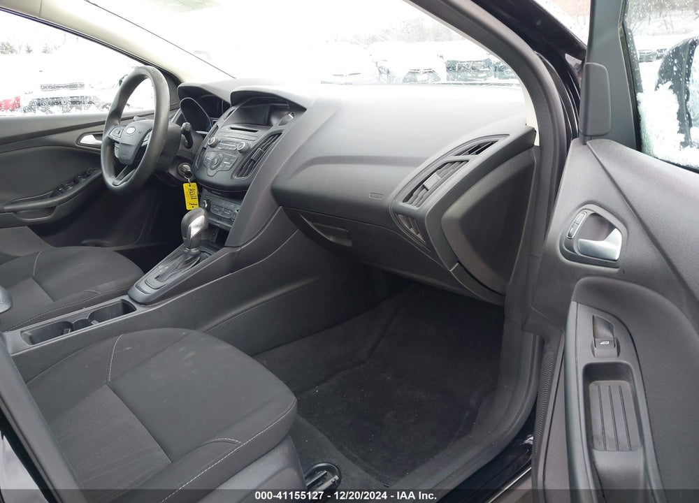 2017 FORD FOCUS VIN: 1FADP3F22HL202992