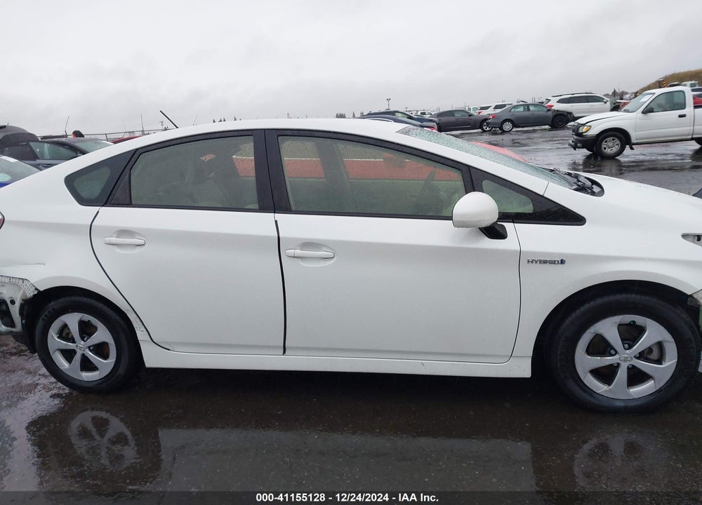 2015 TOYOTA PRIUS TWO VIN: JTDKN3DU7F1879279