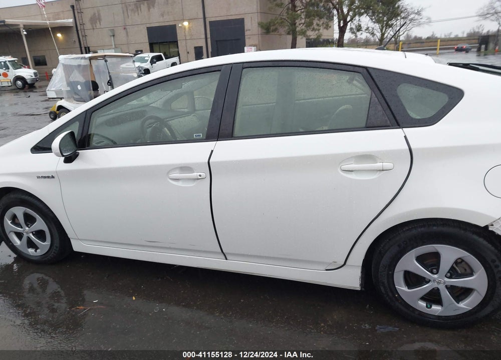 2015 TOYOTA PRIUS TWO VIN: JTDKN3DU7F1879279