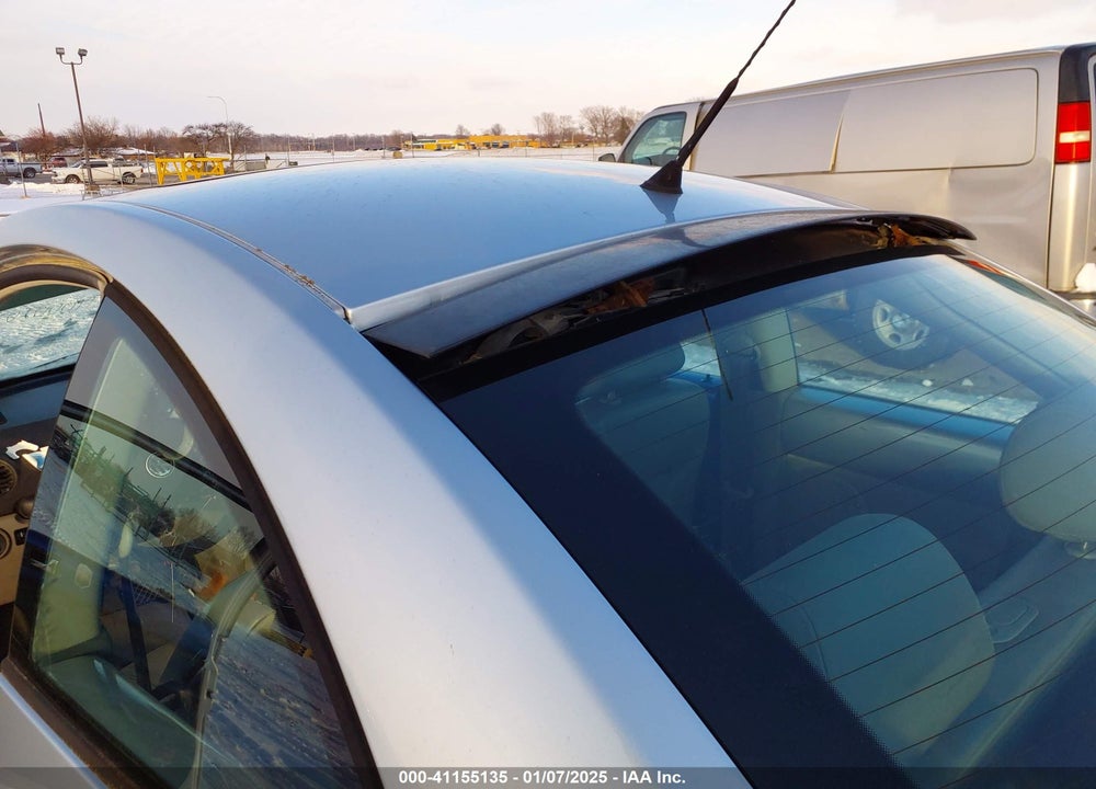 2003 VOLKSWAGEN NEW BEETLE GLX VIN: 3VWDD21C43M429408