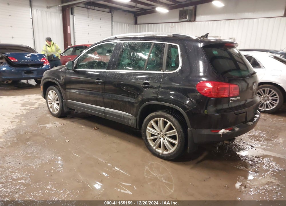 2016 VOLKSWAGEN TIGUAN SE VIN: WVGBV7AX2GW513431