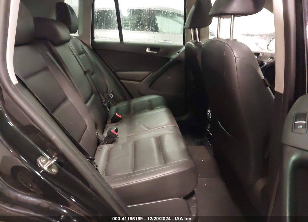 2016 VOLKSWAGEN TIGUAN SE VIN: WVGBV7AX2GW513431