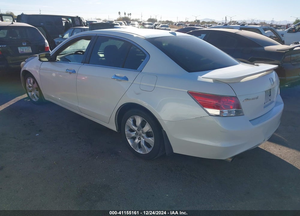 2010 HONDA ACCORD VIN: 1HGCP3F86AA006714