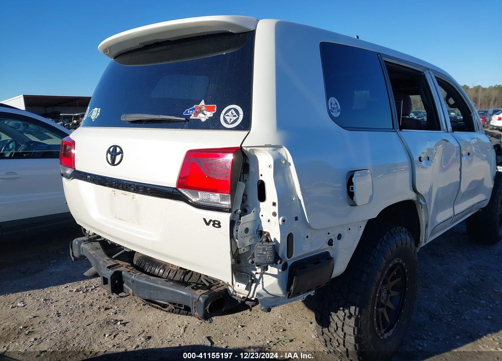 2016 TOYOTA LAND CRUISER V8 VIN: JTMCY7AJ1G4038748