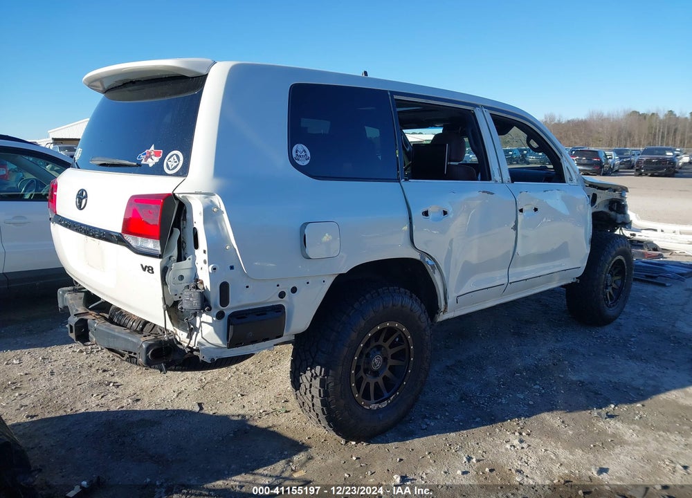 2016 TOYOTA LAND CRUISER V8 VIN: JTMCY7AJ1G4038748