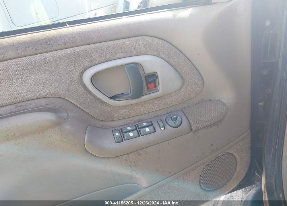 2000 CHEVROLET TAHOE Z71 VIN: 1GNEK13R9YR193120