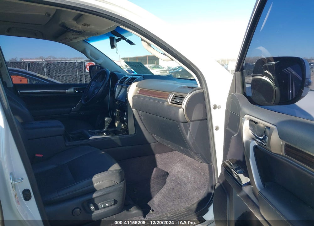 2015 LEXUS GX 460 VIN: JTJBM7FX2F5105125