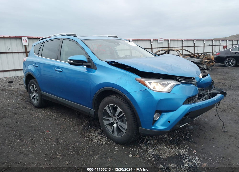 2017 TOYOTA RAV4 XLE VIN: JTMRFREV2HD198454