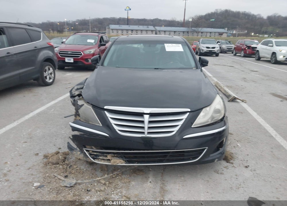 2012 HYUNDAI GENESIS VIN: KMHGC4DD6CU181320