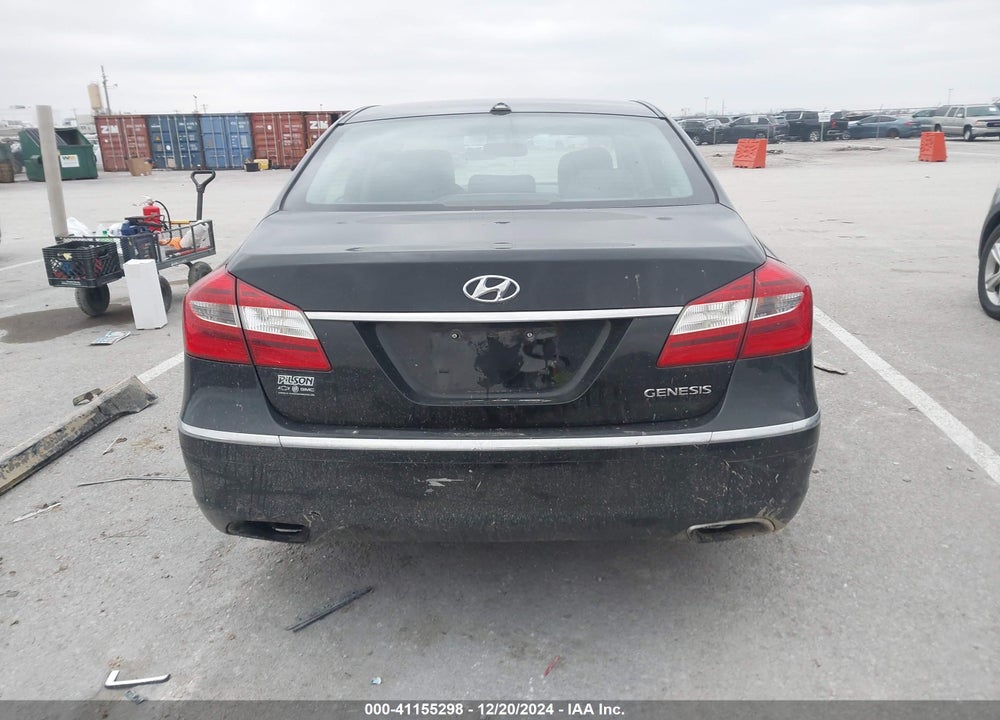 2012 HYUNDAI GENESIS VIN: KMHGC4DD6CU181320