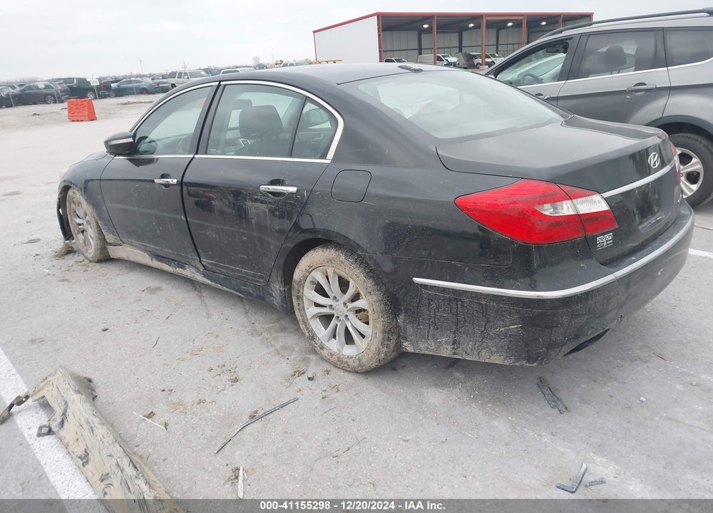2012 HYUNDAI GENESIS VIN: KMHGC4DD6CU181320