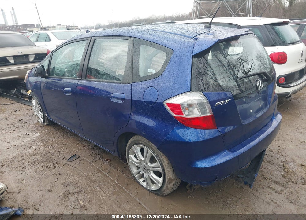 2009 HONDA FIT VIN: JHMGE88479S053767