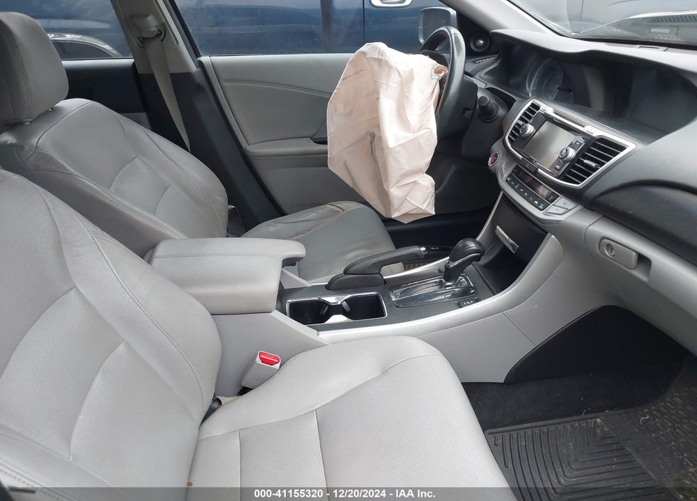 2015 HONDA ACCORD EX-L VIN: 1HGCR2F83FA043179