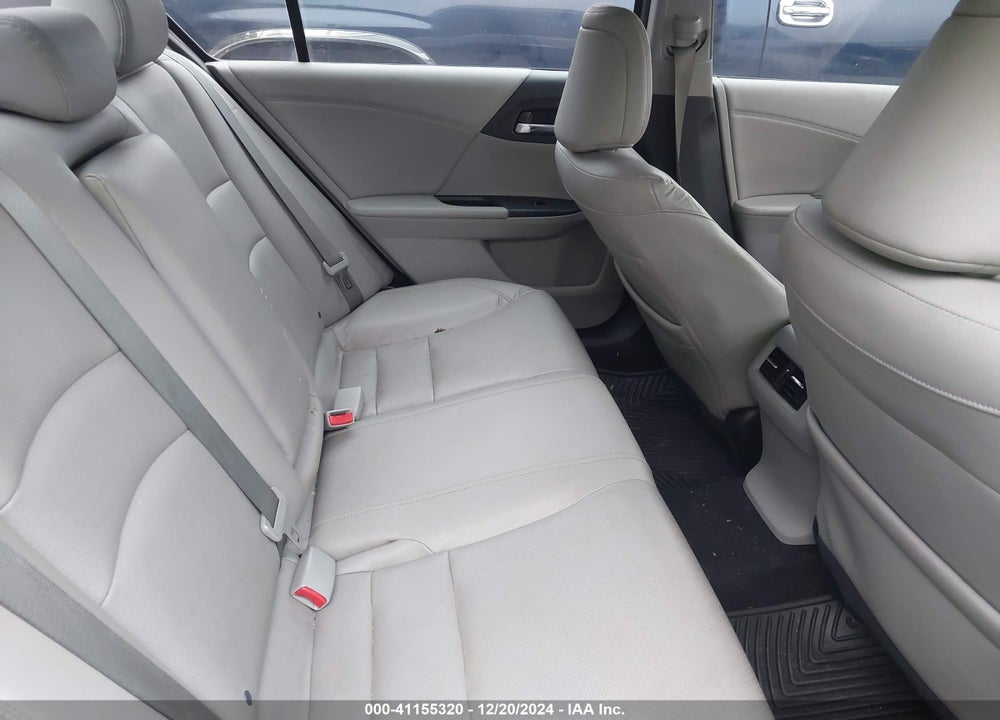 2015 HONDA ACCORD EX-L VIN: 1HGCR2F83FA043179