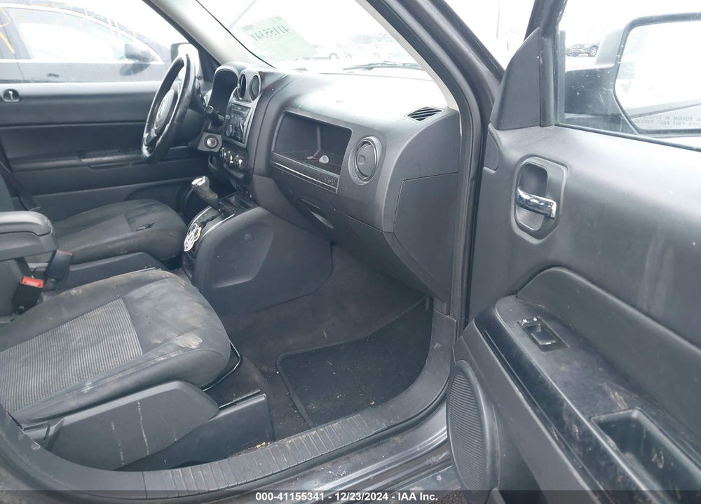 2017 JEEP PATRIOT LATITUDE FWD VIN: 1C4NJPFBXHD183125