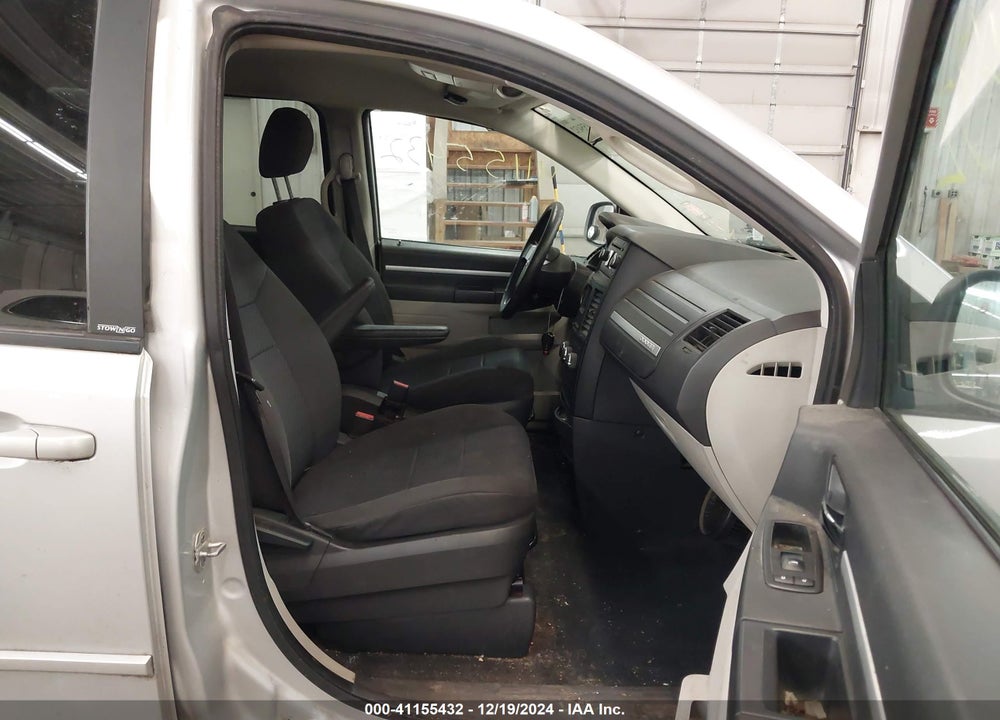 2010 DODGE GRAND CARAVAN SE VIN: 2D4RN4DE6AR263707