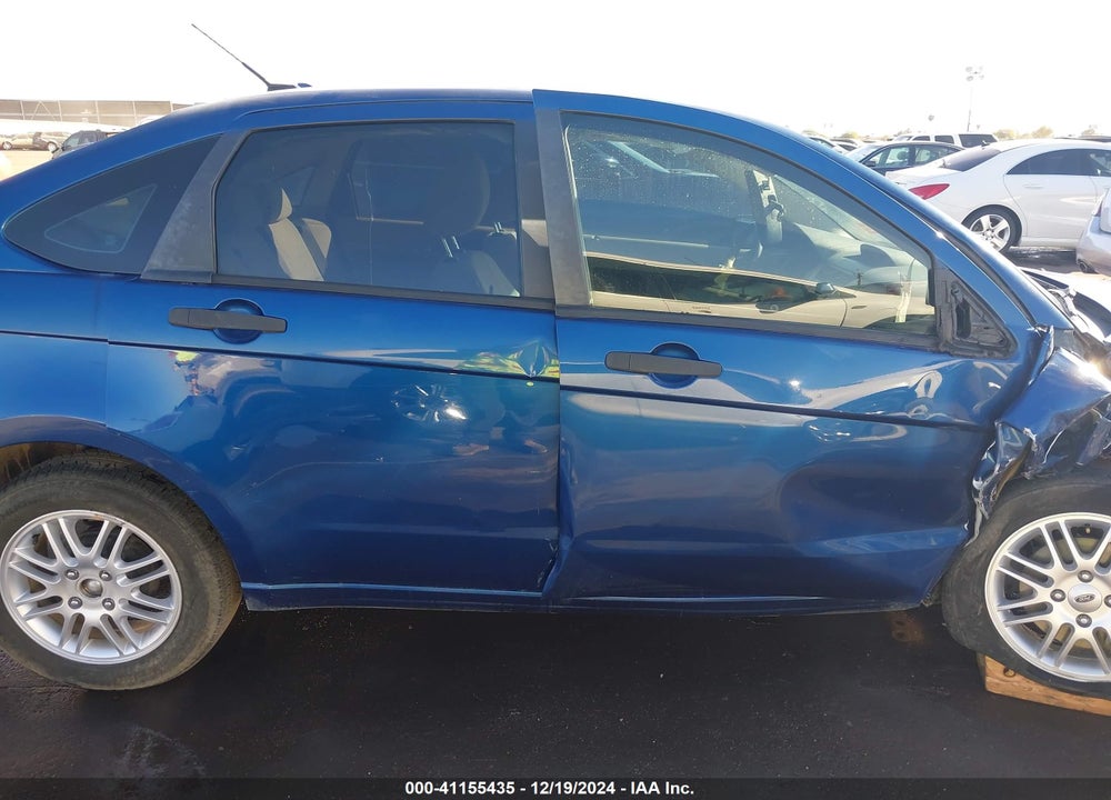 2009 FORD FOCUS SE VIN: 1FAHP35N99W124093