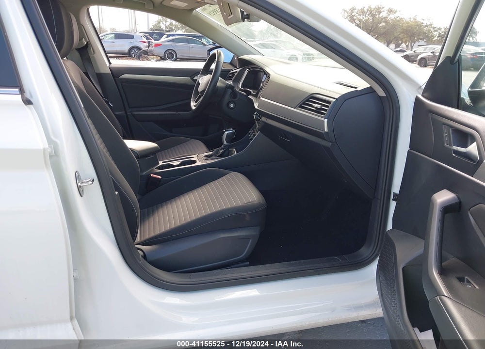 2024 VOLKSWAGEN JETTA VIN: 3VW5M7BU9RM022489