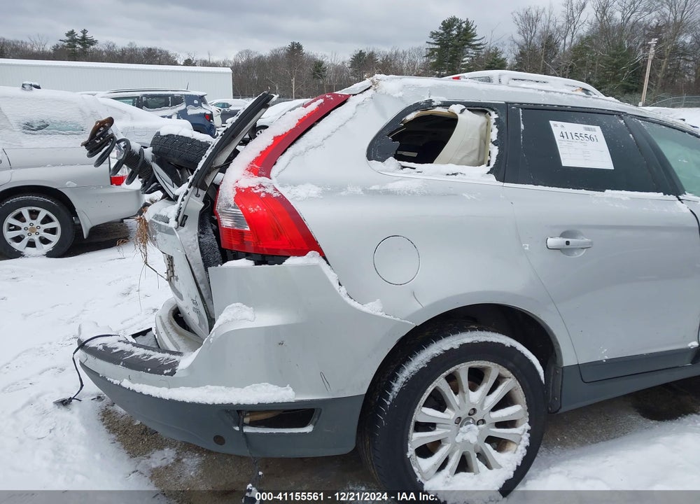 2010 VOLVO XC60 T6/T6 R-DESIGN VIN: YV4992DZ5A2033614