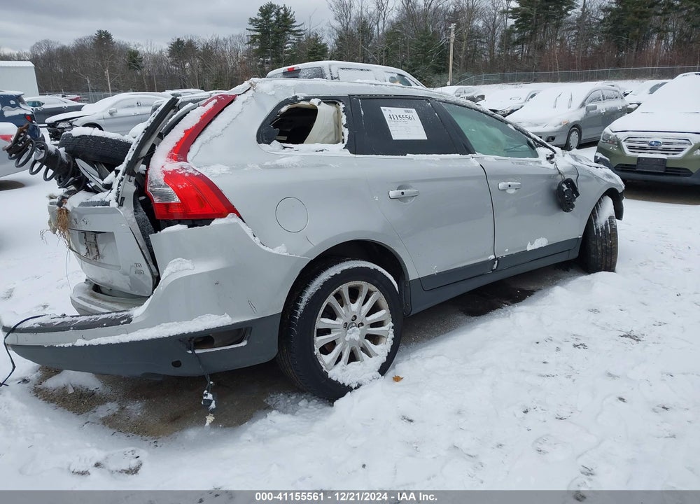 2010 VOLVO XC60 T6/T6 R-DESIGN VIN: YV4992DZ5A2033614