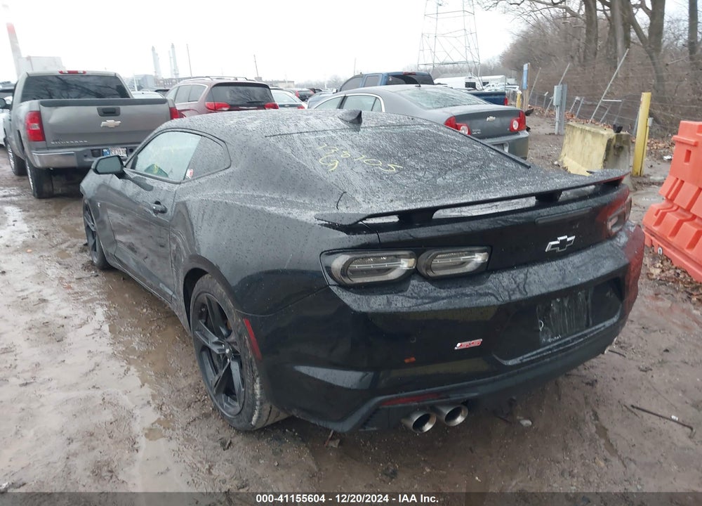 2019 CHEVROLET CAMARO VIN: 1G1FH1R75K0138105