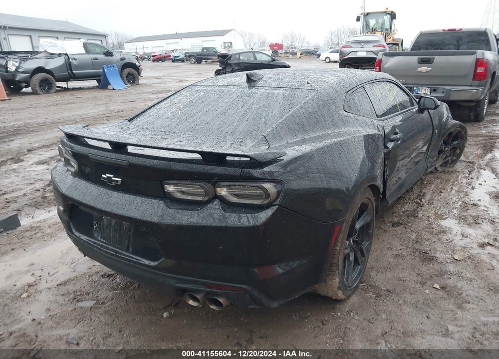 2019 CHEVROLET CAMARO VIN: 1G1FH1R75K0138105