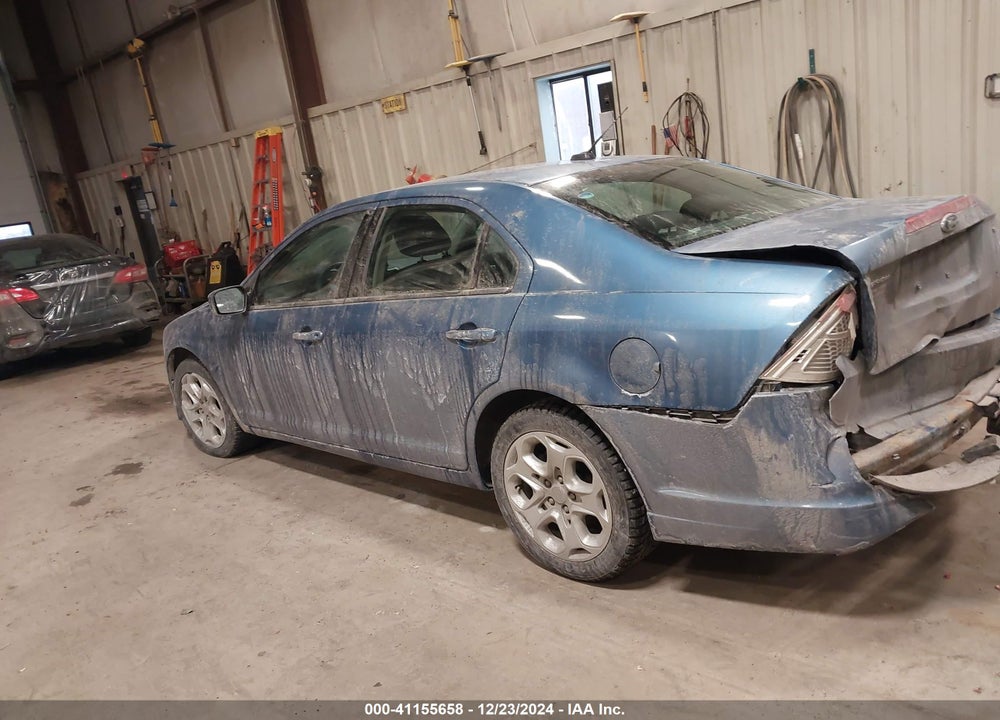 2010 FORD FUSION VIN: 3FAHP0HA2AR142000