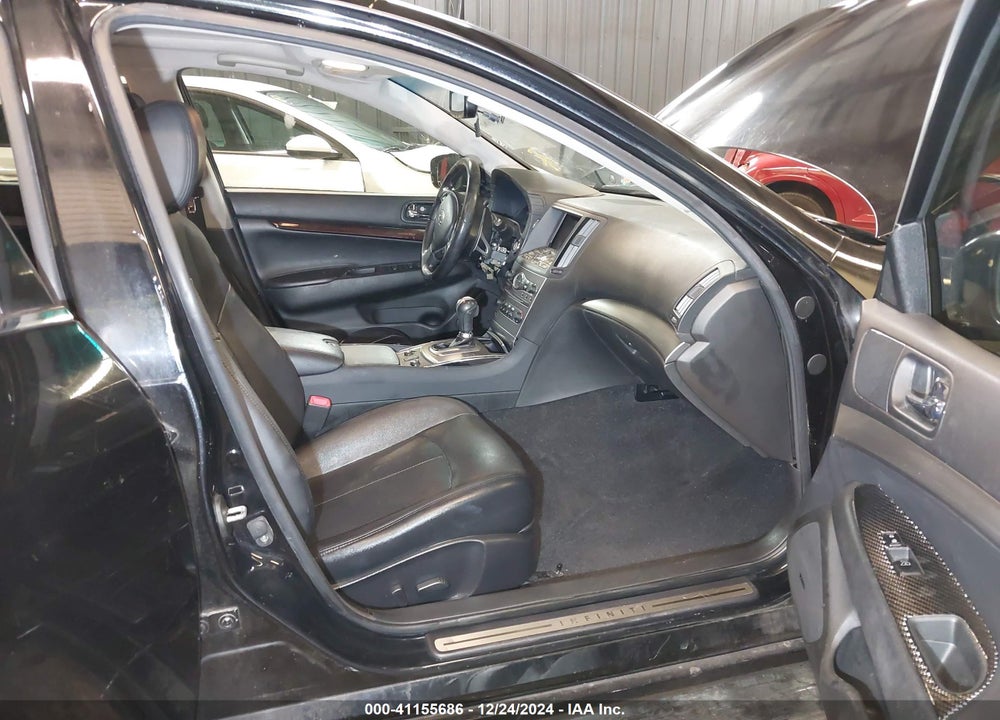 2010 INFINITI G37X VIN: JN1CV6AR4AM450990