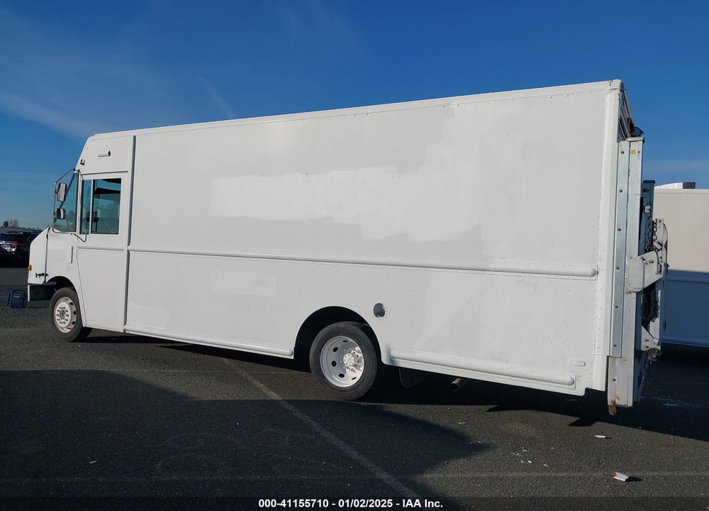 2007 WORKHORSE CUSTOM CHASSIS COMMERCIAL CHASSIS W42 VIN: 5B4KPD2V373422282