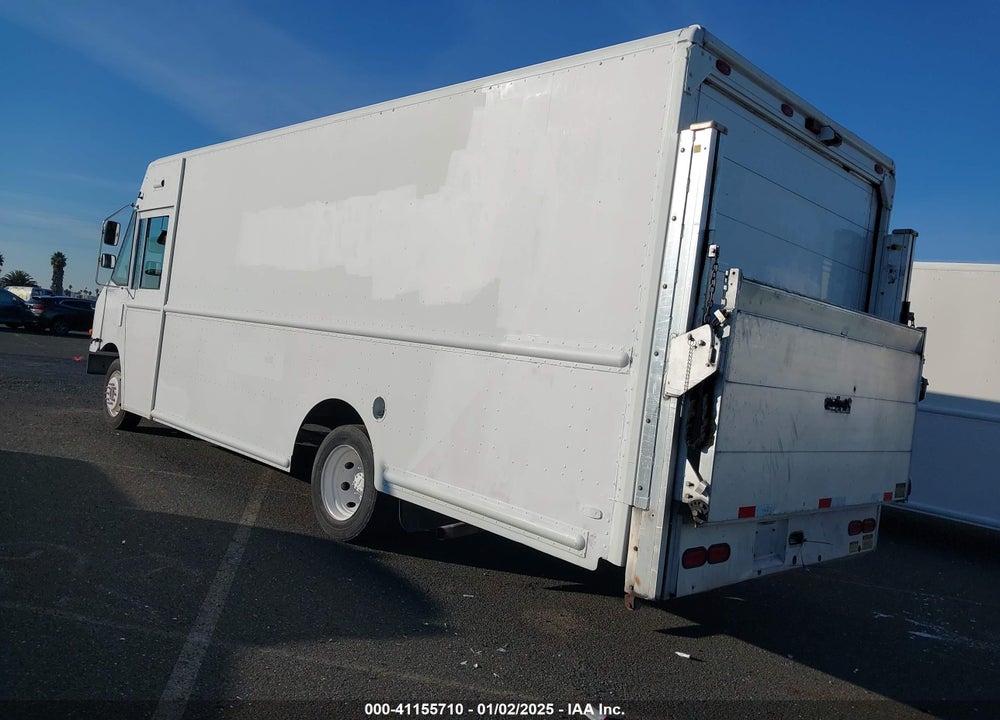 2007 WORKHORSE CUSTOM CHASSIS COMMERCIAL CHASSIS W42 VIN: 5B4KPD2V373422282