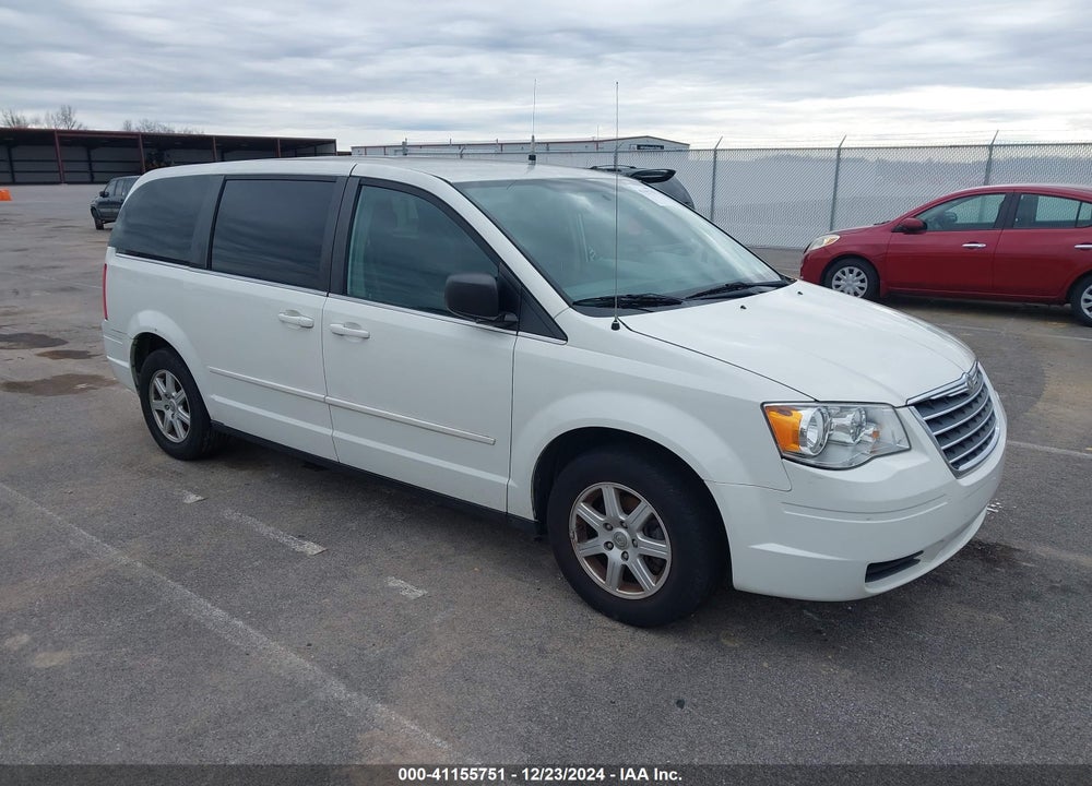 2010 CHRYSLER TOWN & COUNTRY NEW LX VIN: 2A4RR2D12AR357239