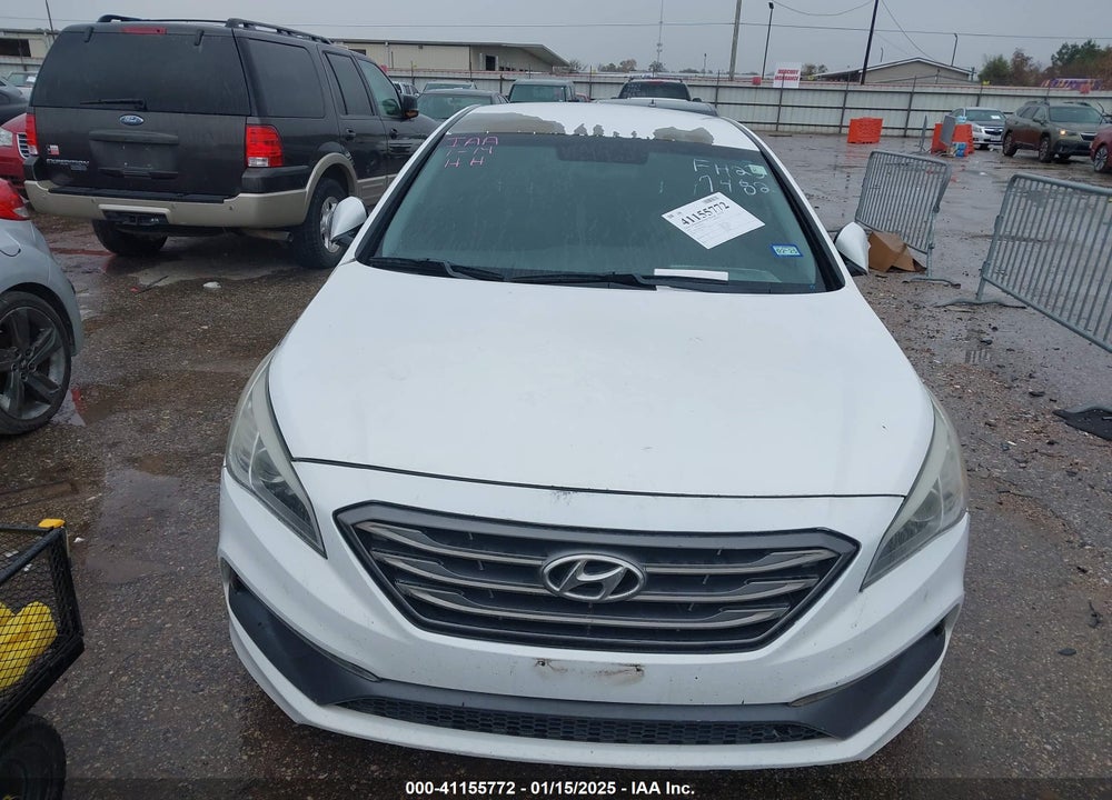 2015 HYUNDAI SONATA VIN: 5NPE34AF6FH237482