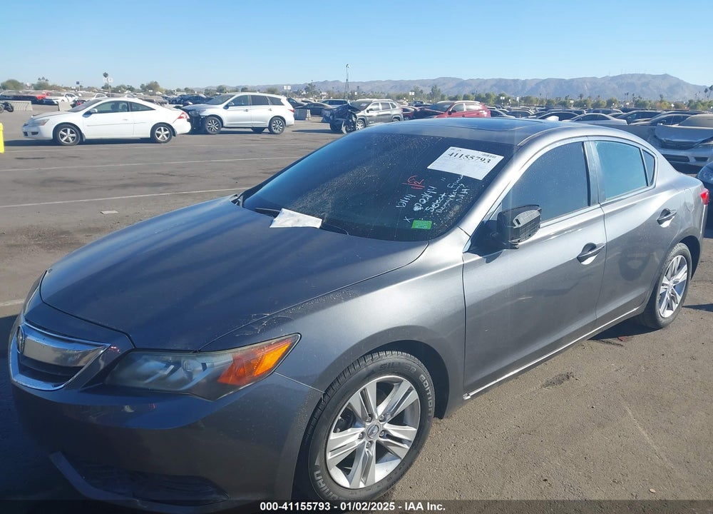 2013 ACURA ILX 2.0L VIN: 19VDE1F30DE022144