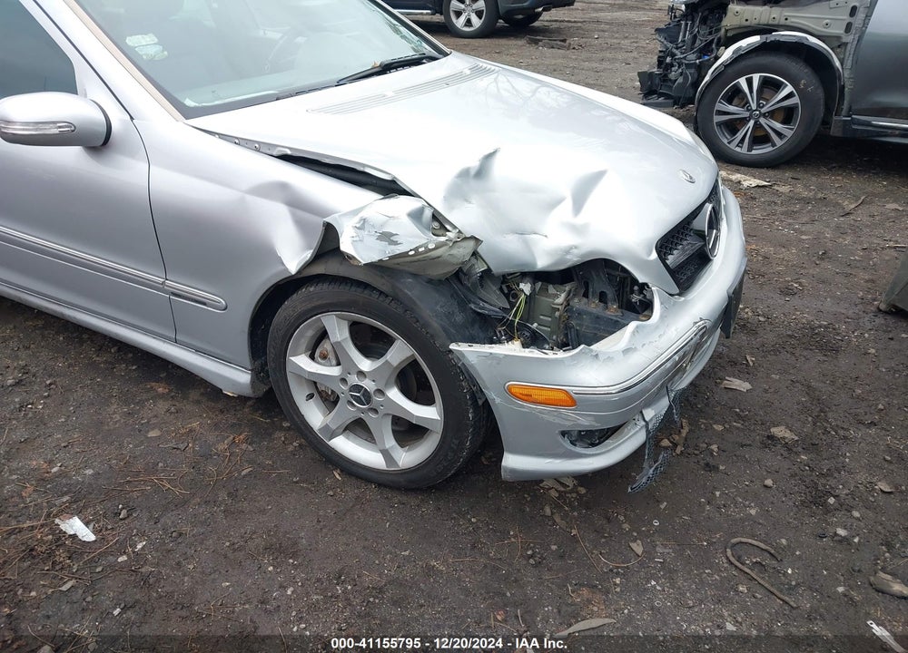 2007 MERCEDES-BENZ C 230 SPORT VIN: WDBRF52H87A941155