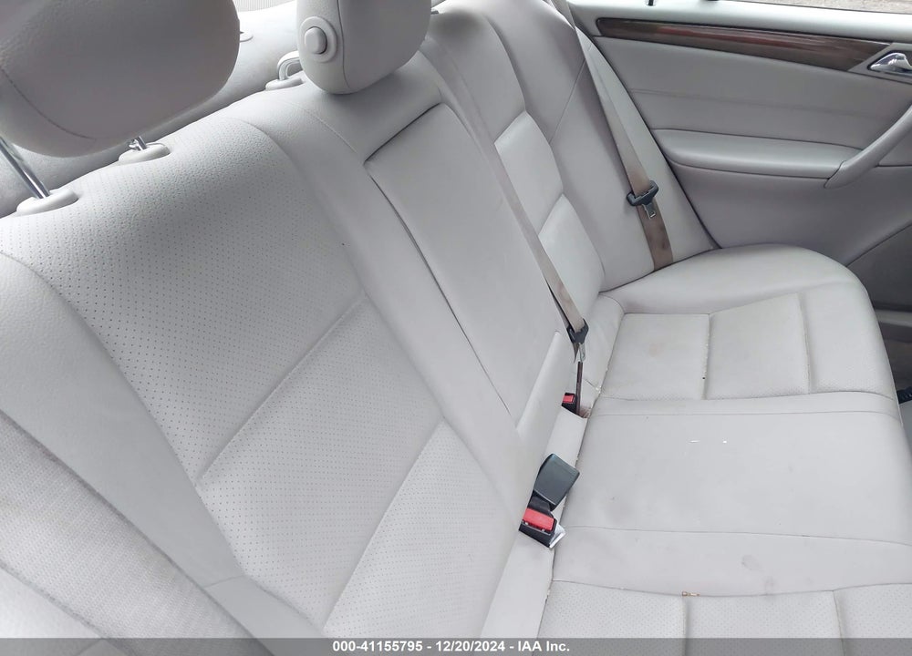 2007 MERCEDES-BENZ C 230 SPORT VIN: WDBRF52H87A941155
