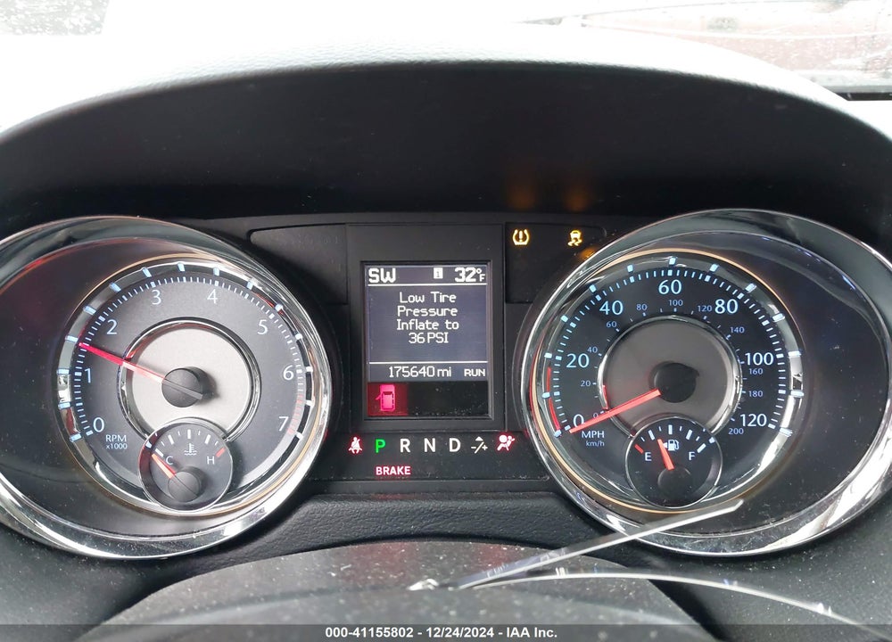 2014 CHRYSLER TOWN & COUNTRY TOURING VIN: 2C4RC1BG9ER277516