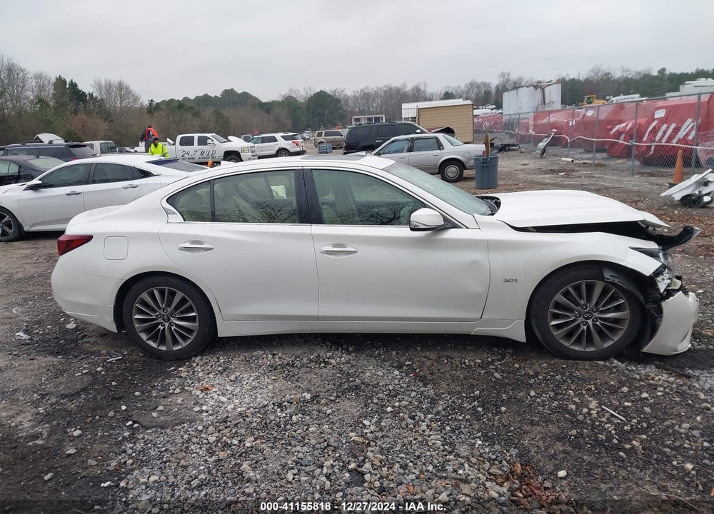 2018 INFINITI Q50 VIN: JN1EV7APXJM353886