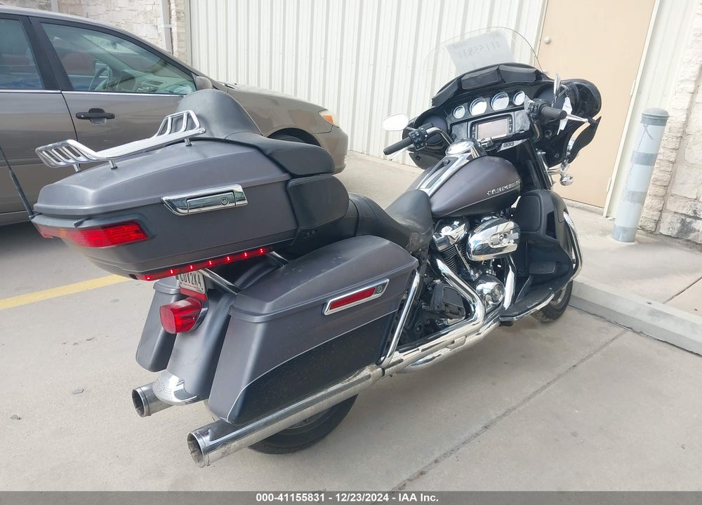 2017 HARLEY-DAVIDSON FLHTK ULTRA LIMITED VIN: 1HD1KED18HB626005