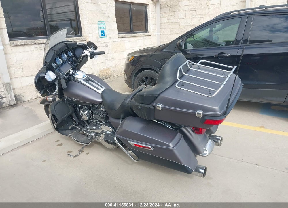 2017 HARLEY-DAVIDSON FLHTK ULTRA LIMITED VIN: 1HD1KED18HB626005
