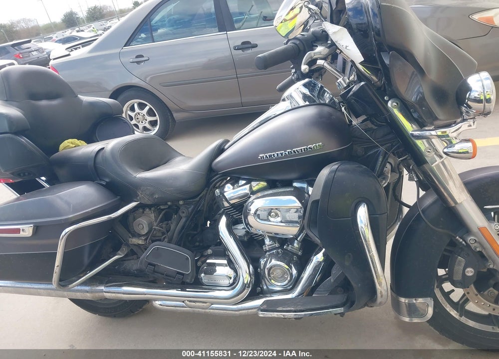 2017 HARLEY-DAVIDSON FLHTK ULTRA LIMITED VIN: 1HD1KED18HB626005