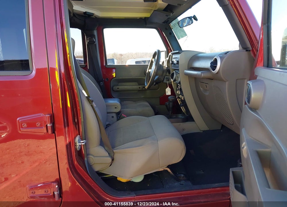 2008 JEEP WRANGLER / VIN: 1J4GA591X8L616684
