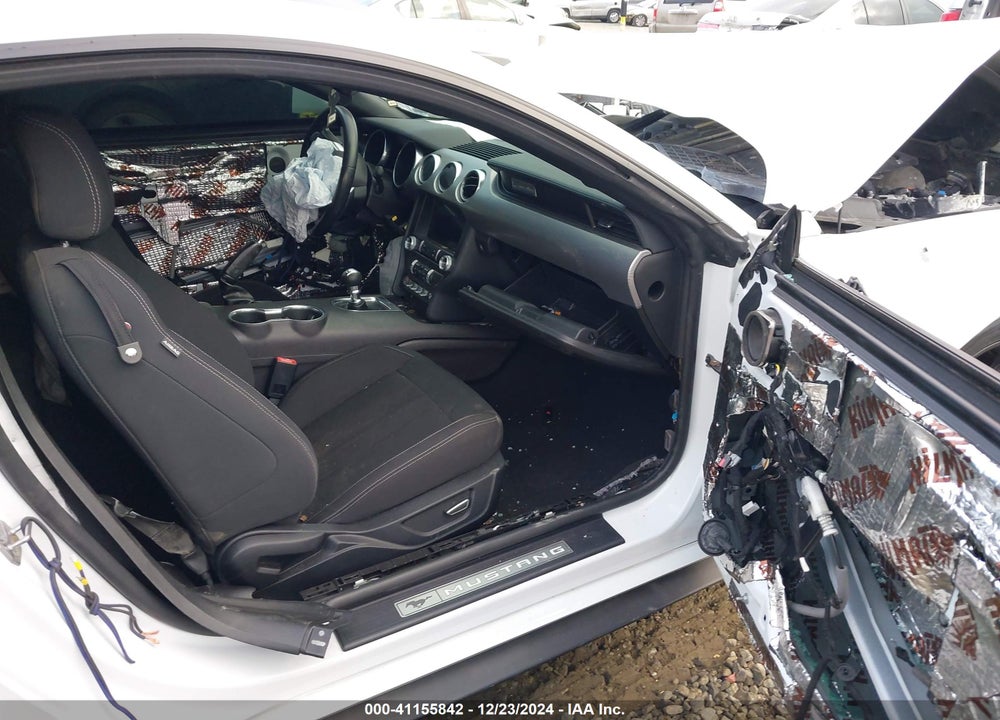 2019 FORD MUSTANG GT VIN: 1FA6P8CF4K5176386