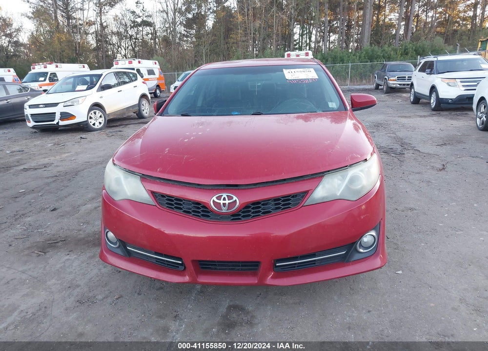 2014 TOYOTA CAMRY SE VIN: 4T1BF1FK4EU740572