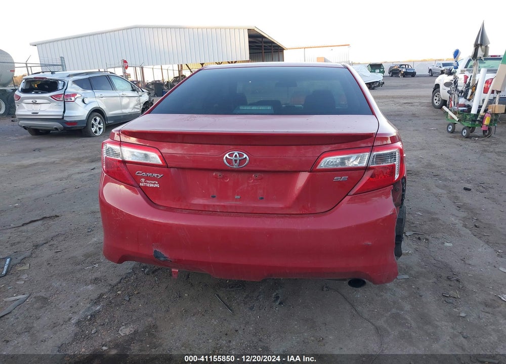 2014 TOYOTA CAMRY SE VIN: 4T1BF1FK4EU740572