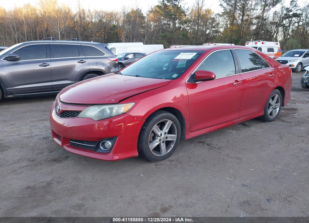 2014 TOYOTA CAMRY SE VIN: 4T1BF1FK4EU740572